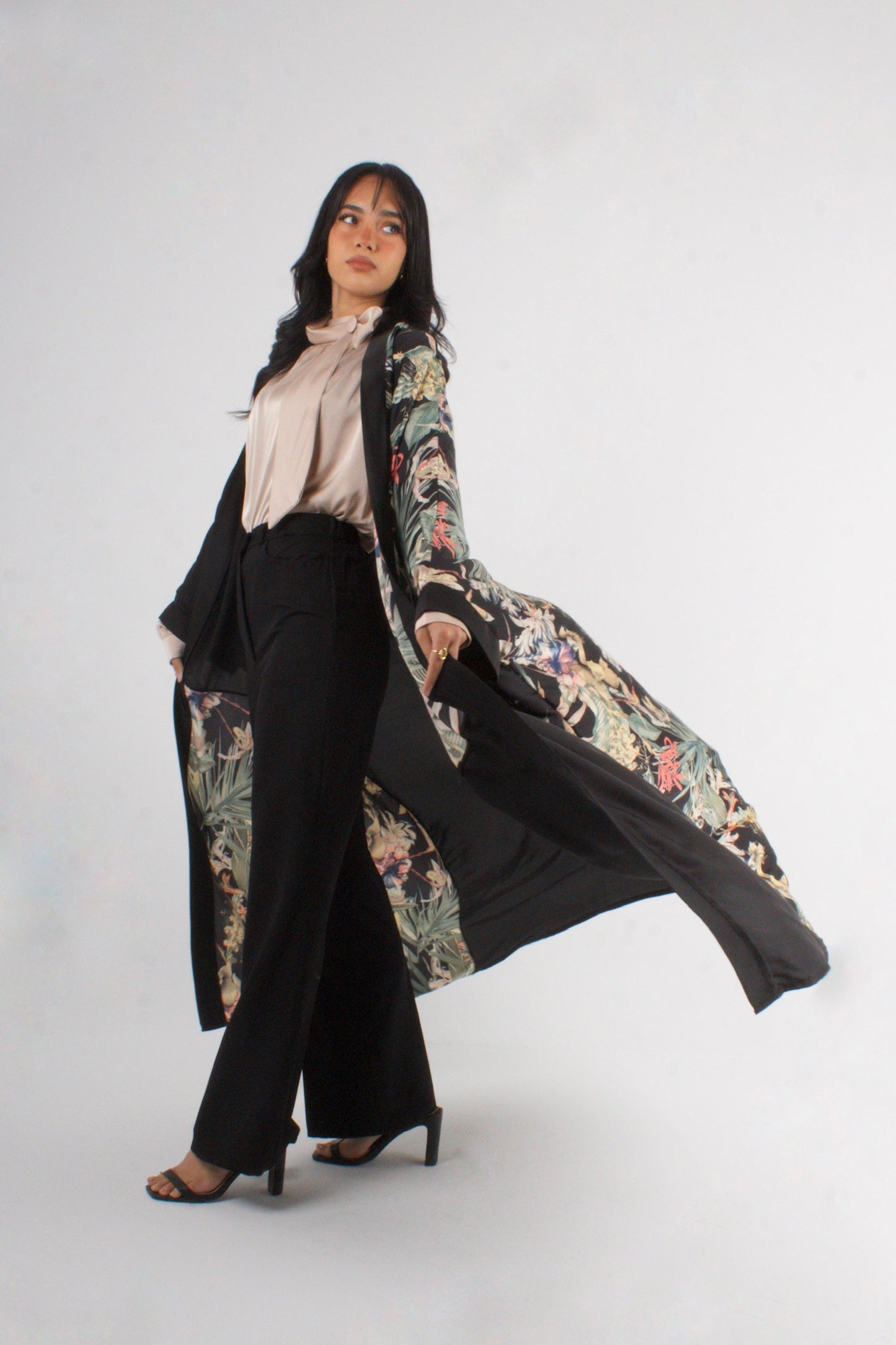 Gulf Satin Kaftan