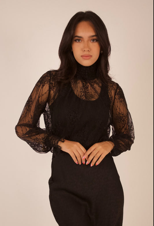 Black Dantelle blouse